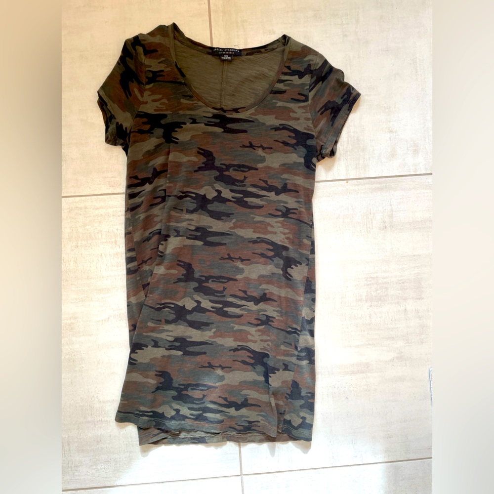 Social standard by sanctuary tshirt dress
